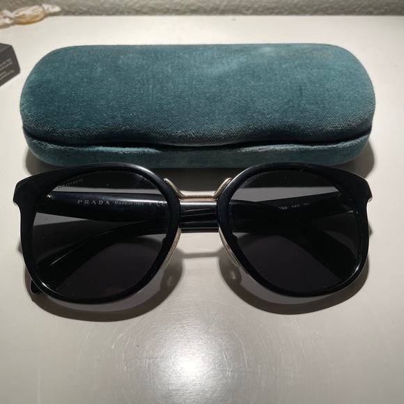 Prada SPR 17T Catwalk Sunglasses - Picture 1 of 6